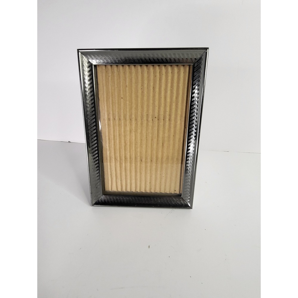 Intercraft Vintage Silver Tone Metal Textured Grid Picture Frame 5x7 Tabletop